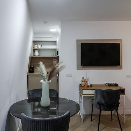 Appartamento The Urban Oasis Bucarest Esterno foto