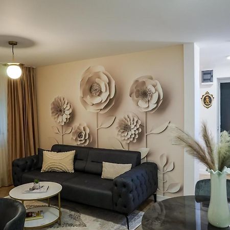 Appartamento The Urban Oasis Bucarest Esterno foto