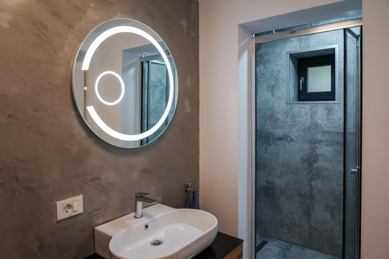 Appartamento The Urban Oasis Bucarest Esterno foto