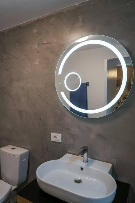 Appartamento The Urban Oasis Bucarest Esterno foto